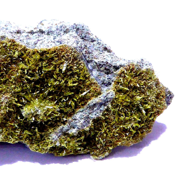 Clinozoisita