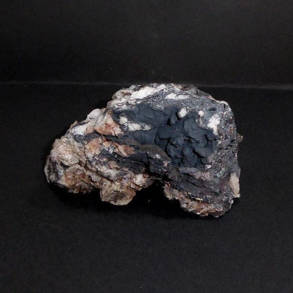 Ferro-actinolita, Pirolusita