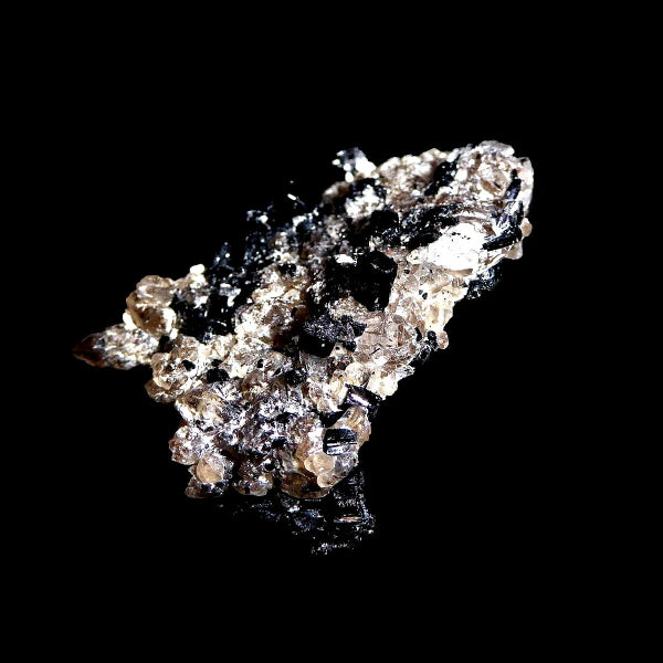 Cuarzo Var. Ahumado, Turmalina