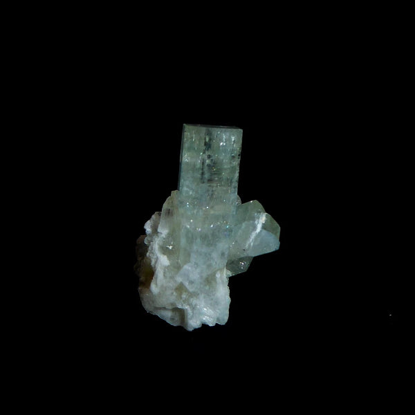 Aquamarine var. beryl