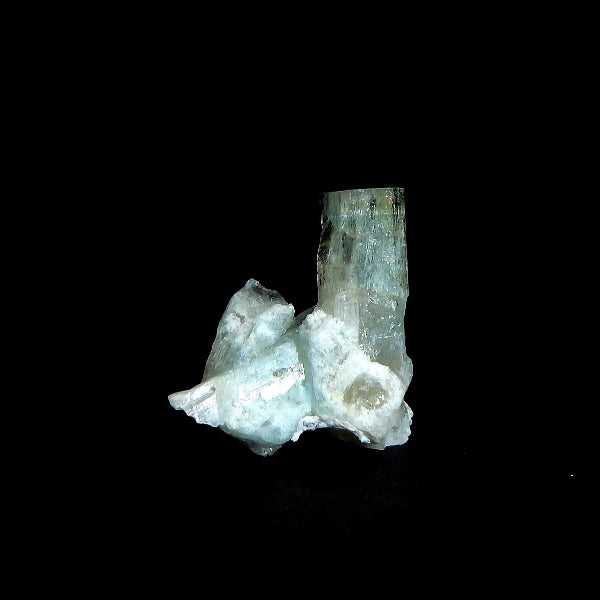 Aquamarine var. beryl