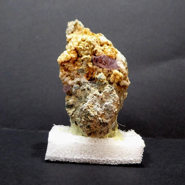 Quartz Var. Amethyst, Ankerite, Calcite