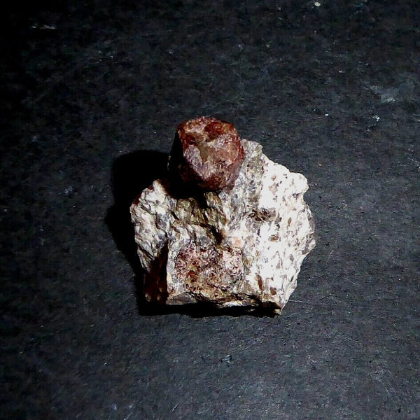 Garnet Var. Almandine