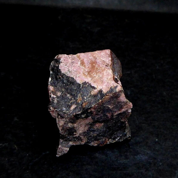 Rhodonite, Pyroxmangite, Todorokite