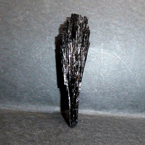 Turmalina acicular