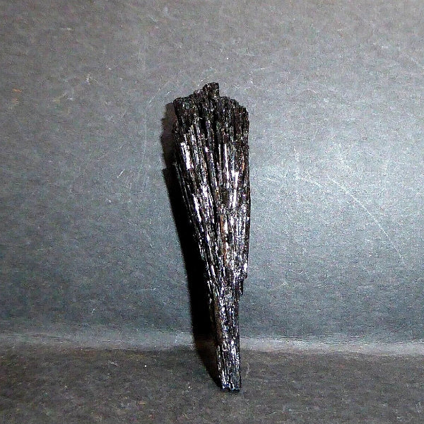 Turmalina acicular
