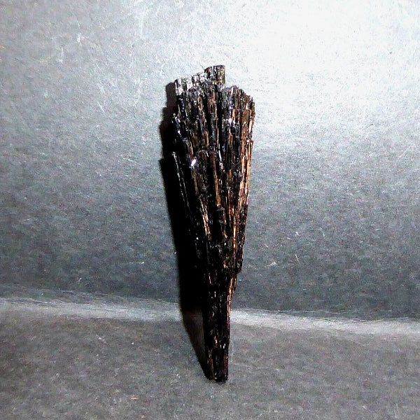 Turmalina acicular