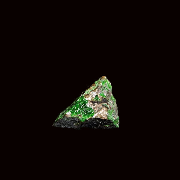 Uvarovita Var. Granate