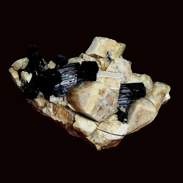Aegirina, Microclina