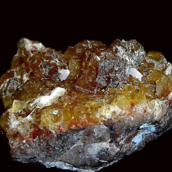 Fluorita, Pirita, Dolomita