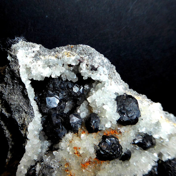 Marmatita Var. Esfalerita, Cuarzo