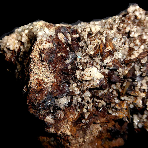 Jianshuiita, Siderita, Dolomita