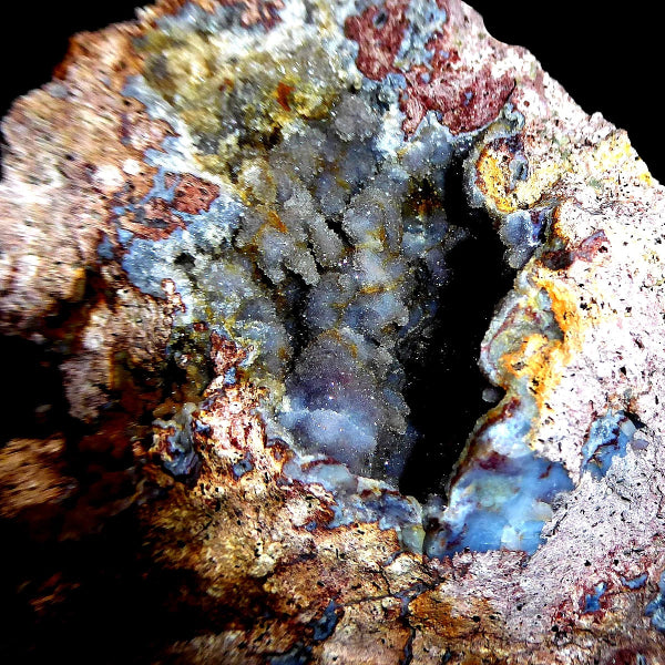 Cuarzo Var. Amatista, Riolita