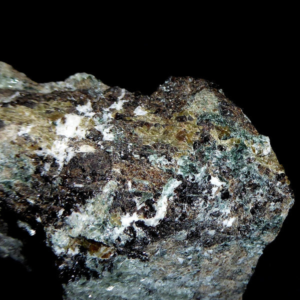 Granate Var. Hessonita, Diopsido