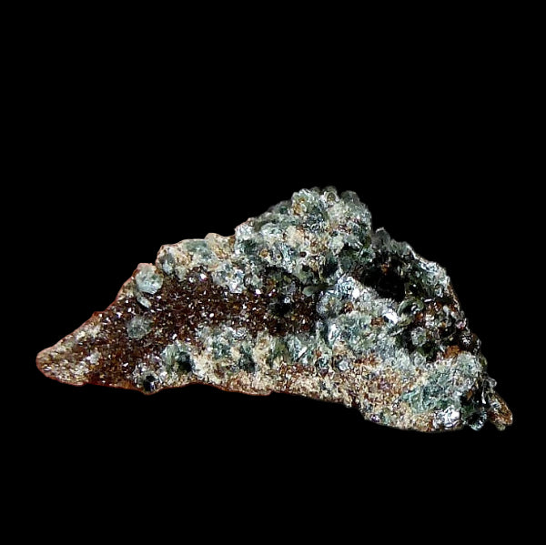 Granate Var. Hessonita, Epidota, Adularia