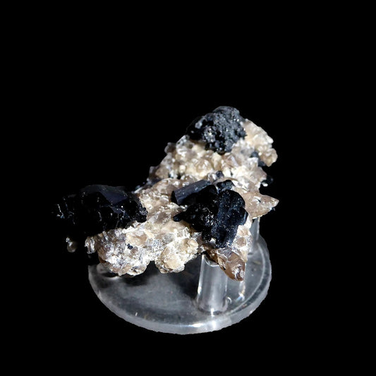 Cuarzo Var. Ahumado, Turmalina