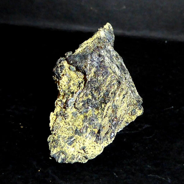 Jamesonite, Oxyplumboromeite