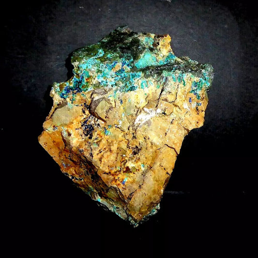 Tangdanita, Azurita, Claraita, Calcita